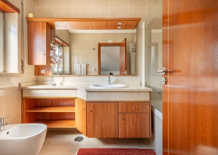 River Zen House بيت للعطل *