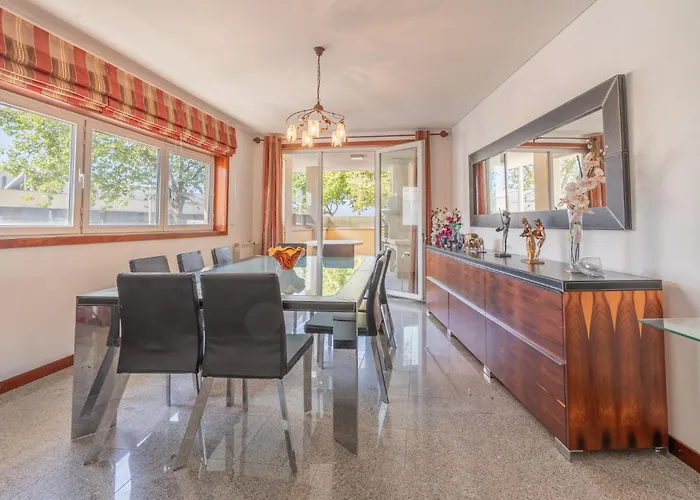 River Zen House بيت للعطل *