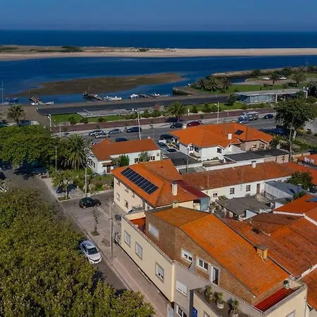 River Zen House Дом отдыха Эшпозенди