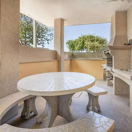 River Zen House Эшпозенди